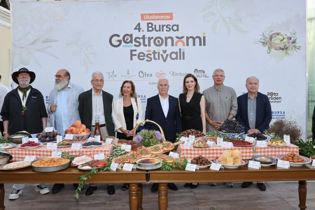 Bursa gastronomi şöleni: “Rota Yeniden Oluşturuluyor” projesi ile Bursa’nın gizli lezzetleri yeniden yorumlanacak... 4