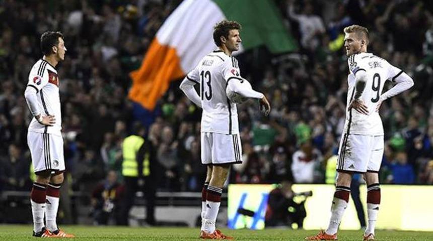 Almanya'ya tarihi darbe!