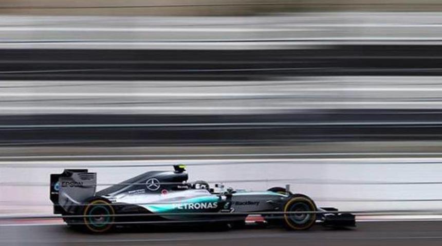Rusya'da ilk cep Nico Rosberg'in