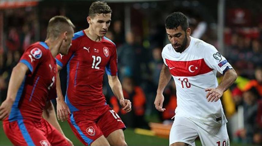 Arda, Barcelona taraftarlarını mest etti
