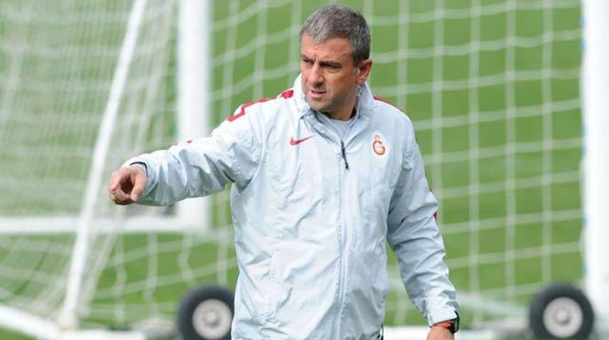 Hamza Hamzaoğlu: 'Fenerbah&ccedil;e 10 puan fark mı attı!'