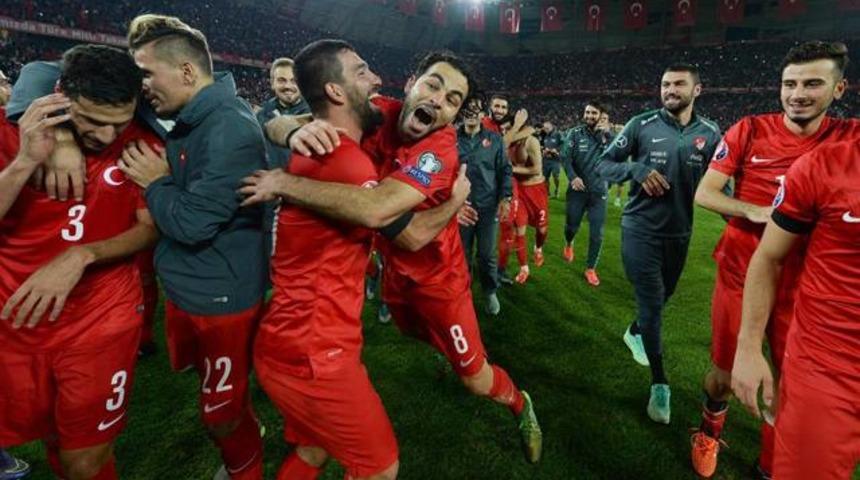 T&uuml;rkiye'nin zafer gecesi