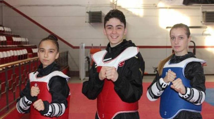 Milliler zirveye göz dikti!