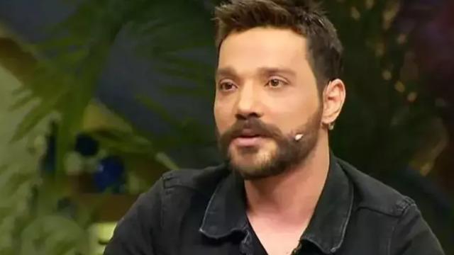 Balıkesir Sındırgı'daki deprem sonrası kendini tutamadı! Oğuzhan Uğur isyan etti! 'Tek seçeneğimiz dua'