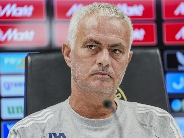 Fenerbahçe için çok konuşulacak iddia! Mourinho'nun gidişi sonrası oynamak istemiyor