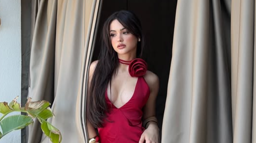 Prens'in yıldızı Derya Pınar Ak son pozlarıyla sosyal medyayı salladı! Bir bakan bir daha baktı 