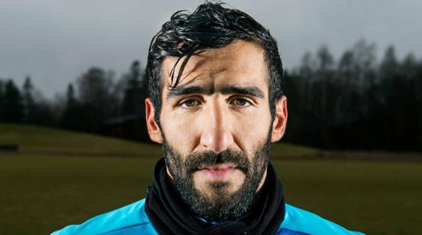 L&uuml;bnanlı futbolcuya &ouml;l&uuml;m tehditleri!