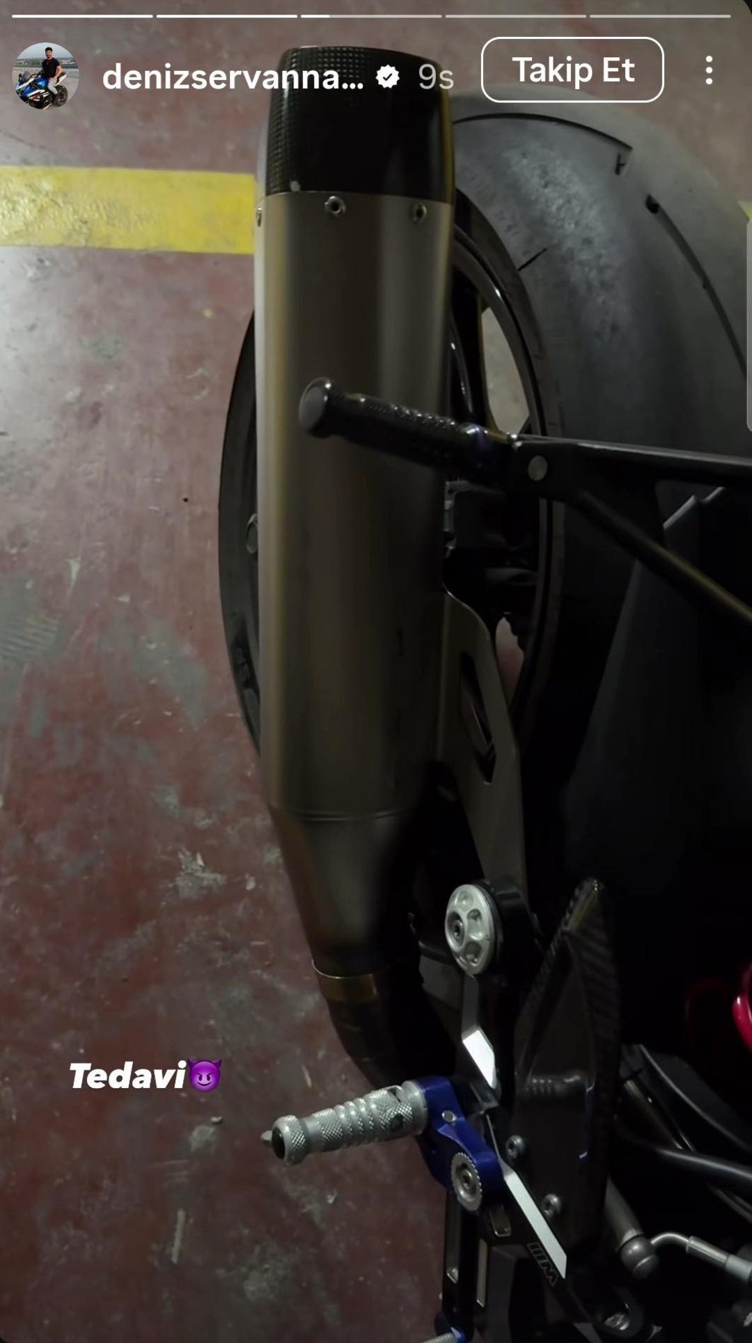 Sosyal medya fenomeninden acı haber! Kaza görüntüleri ortaya çıktı: Kamyonun altına girdi... 2