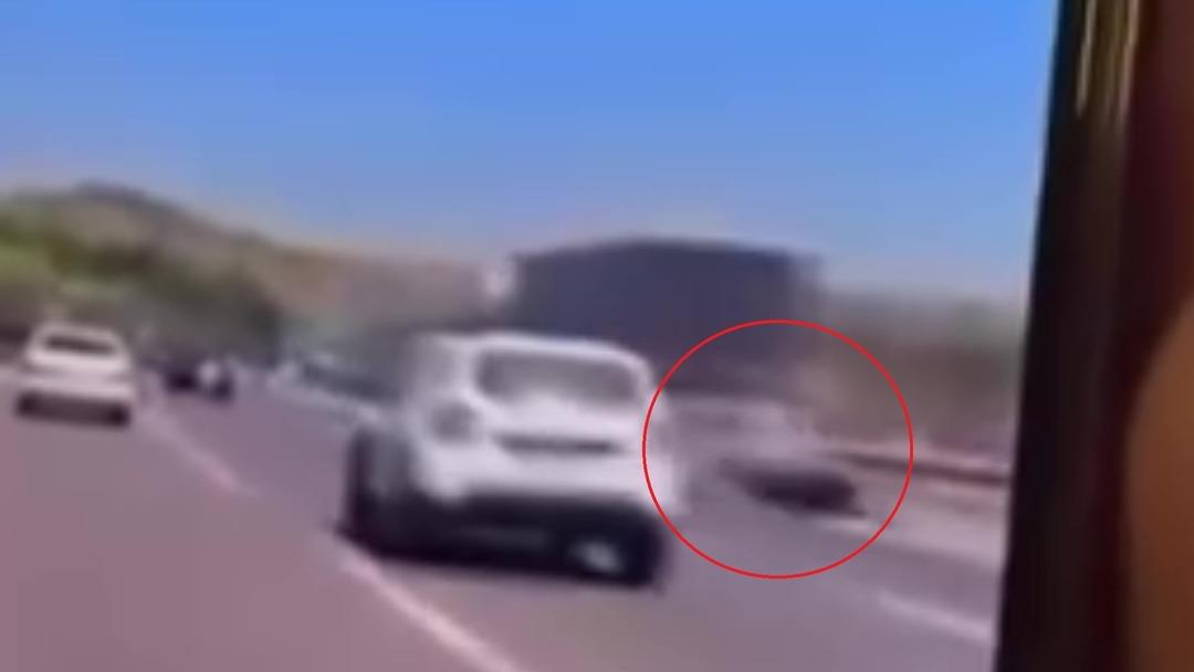 Sosyal medya fenomeninden acı haber! Kaza görüntüleri ortaya çıktı: Kamyonun altına girdi... 4