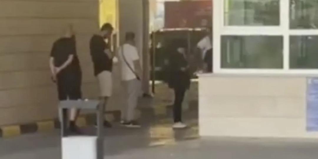 Bazı gurbetçileri sınır kapısında bekleyen sürpriz! Ödeme yapmadan çıkışlarına izin verilmiyor... Tepki gösterdiler 4