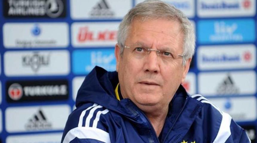 Fenerbah&ccedil;e d&uuml;nyaca &uuml;nl&uuml; 3 yıldızla g&ouml;r&uuml;ş&uuml;yor