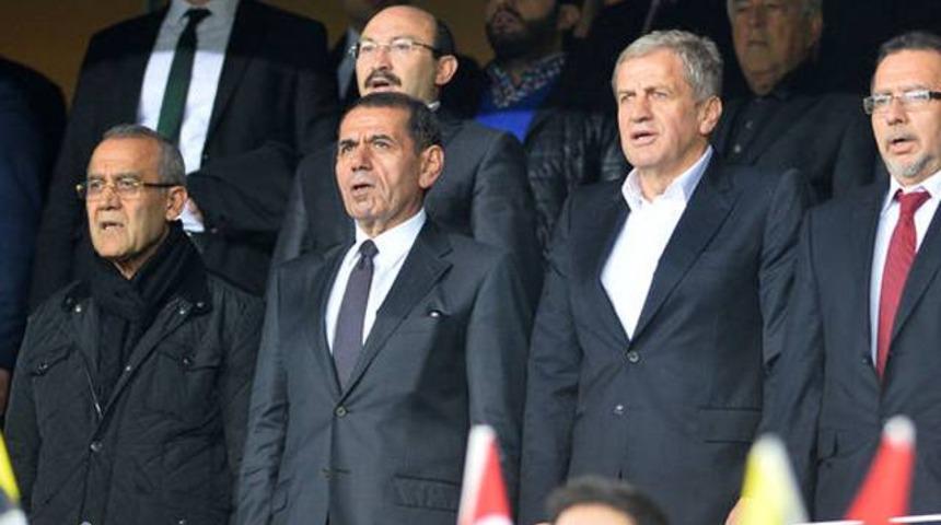 Dursun &Ouml;zbek Saracoğlu'nda