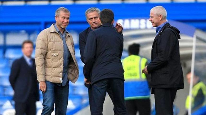 Chelsea'nin Mourinho'yu g&ouml;nderme planı