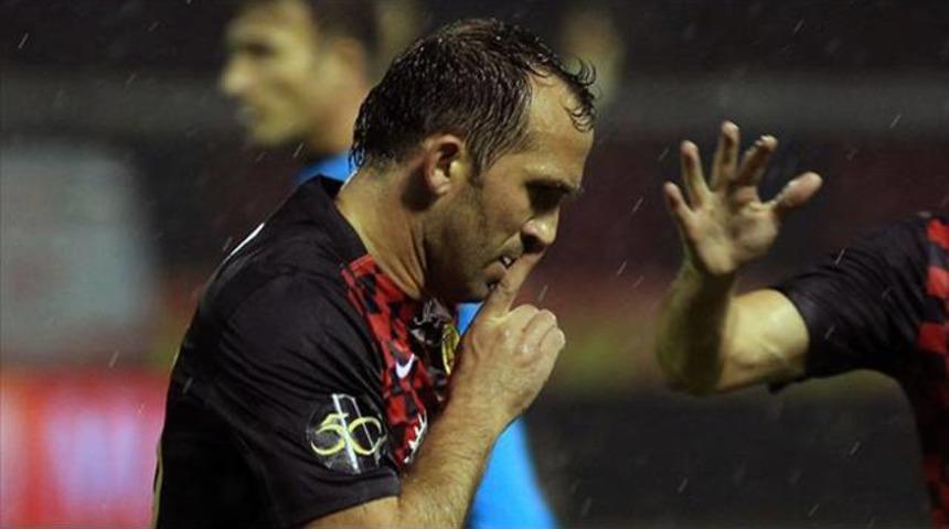 Galatasaray ma&ccedil;ı &ouml;ncesi flaş karar