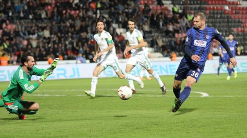 Gaziantep B&uuml;y&uuml;kşehir Belediyespor 1 - 1 Şanlıurfaspor