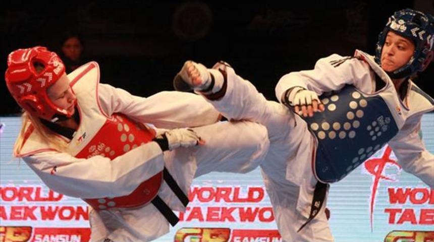 Nur Tatar’dan gümüş madalya