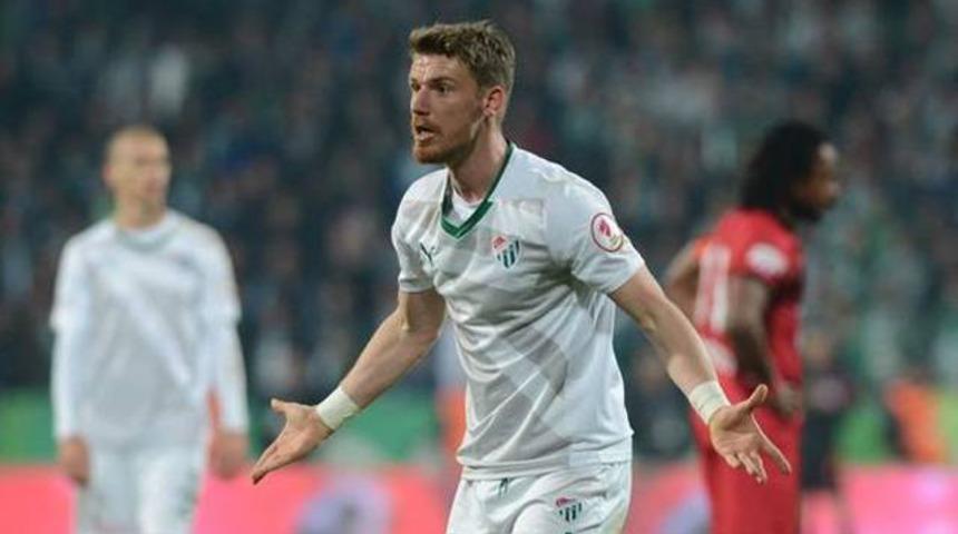 Beşiktaş'tan Serdar Aziz harekatı