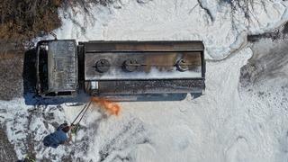 Edirne'de seyir halindeki akaryakıt tankerinde çıkan yangın söndürüldü