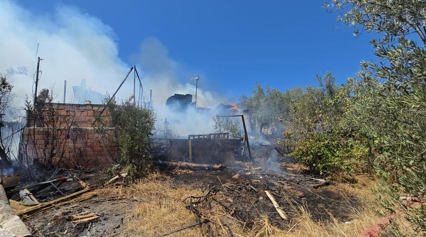 Bursa'da bağ evinde çıkan yangın söndürüldü