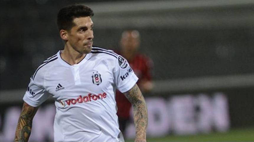 Jose Sosa ehliyetini kaptırdı
