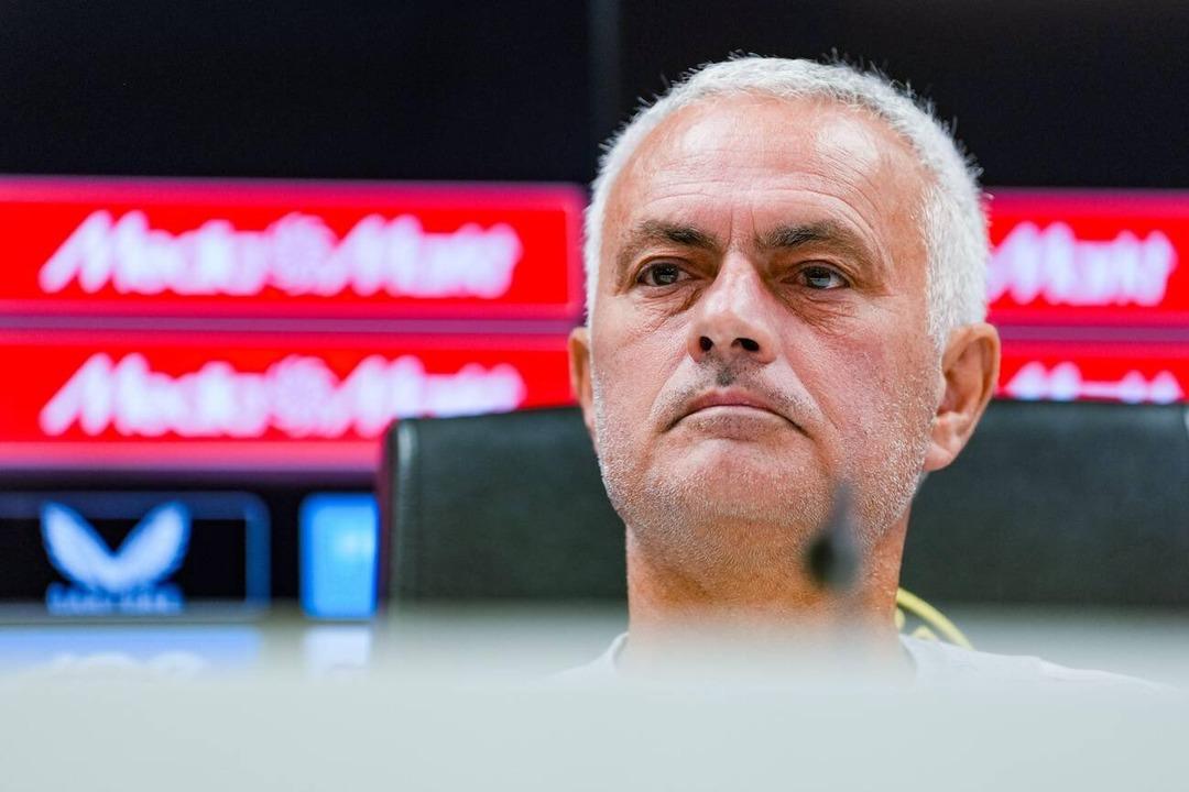Jose Mourinho dan Galatasaray a ilk haftadan gönderme! "Maçlarını bir dakika izledim sonra kapattım" 1