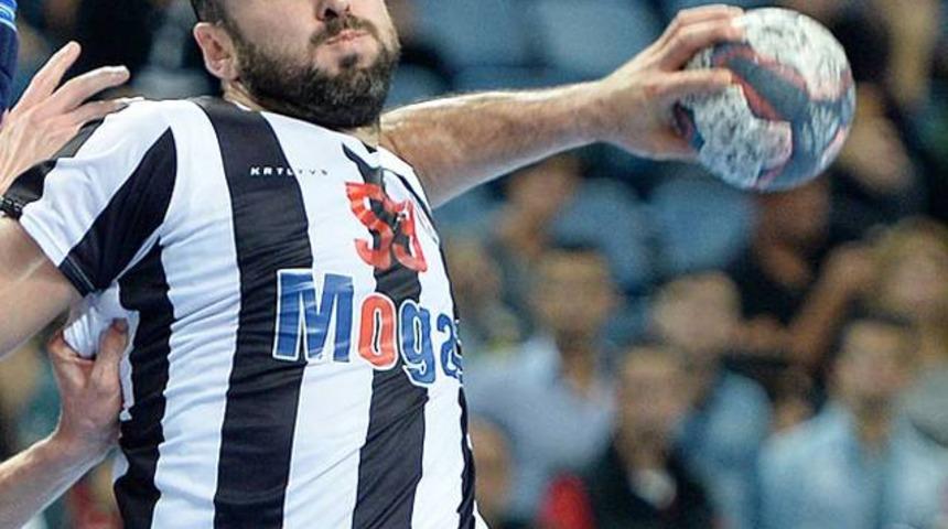 Beşiktaş Mogaz liderlik koltuğunda