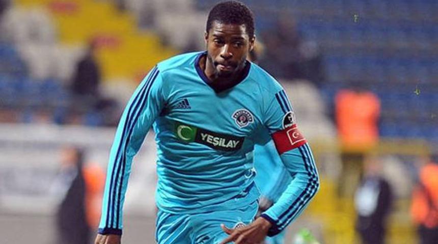 Donk: "T&uuml;rk Milli Takımı'nda oynamak istiyorum"