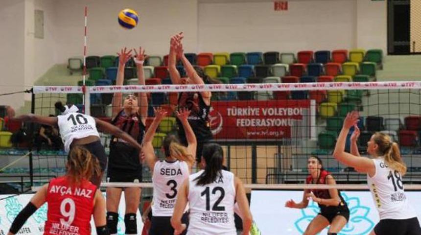 Nil&uuml;fer Belediyespor 0 - 3 Vakıfbank