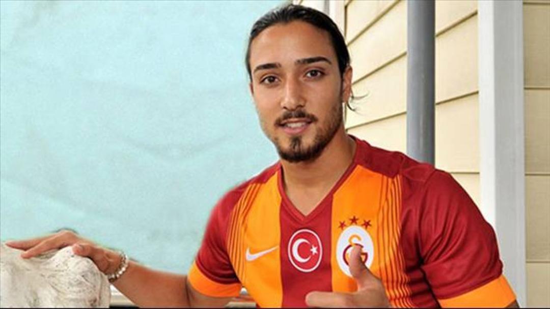 Tarık Çamdal imzayı attı