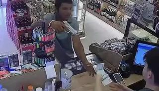 Tekirdağ’da şoke eden anlar! Kurusıkı tabancayla büfe soygunu