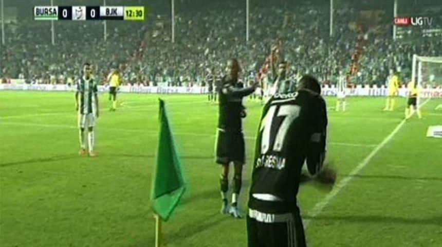 Bursaspor-Beşiktaş ma&ccedil;ında olay!