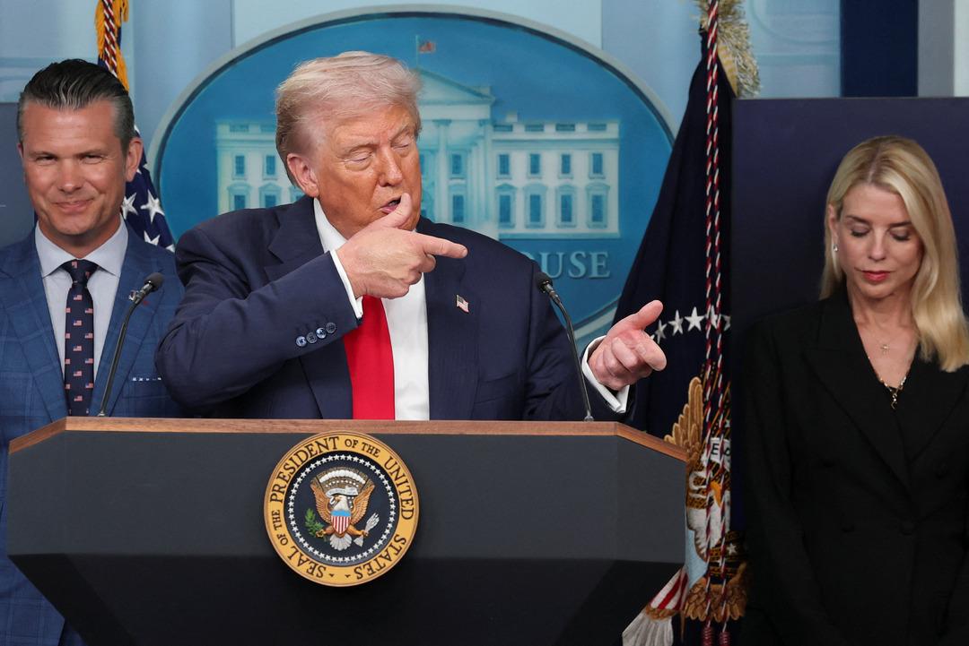 ABD Başkanı Trump tan Putin ile görüşme açıklaması: 