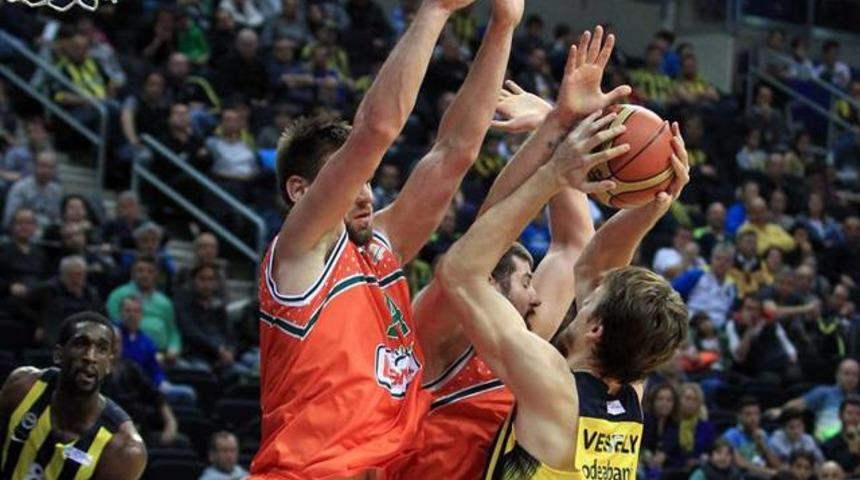 Fenerbah&ccedil;e 84 - 75 Banvit