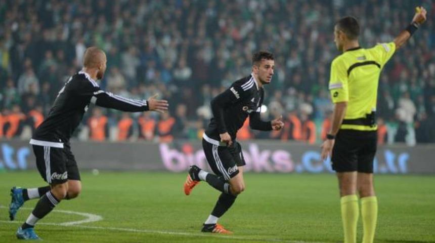Bursaspor 0-1 Beşiktaş ma&ccedil; &ouml;zeti ve kritik pozisyonları