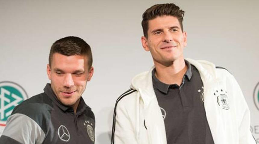 Podolski: 'Stat cadı kazanı gibi'