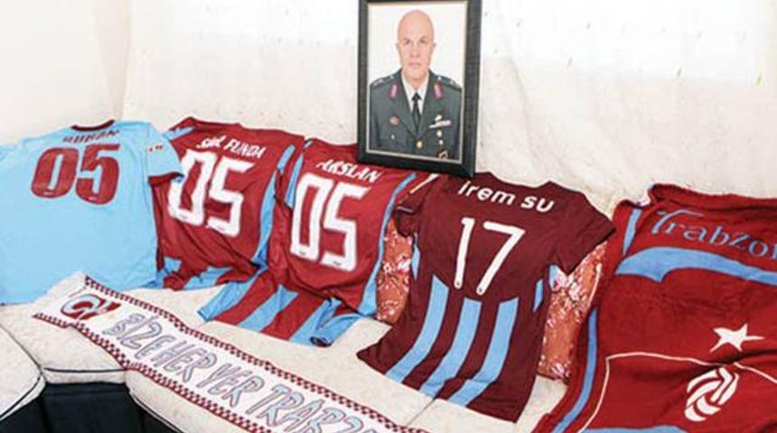 Şehit Binbaşı Kulaksız'ın &uuml;&ccedil; aşkından biri Trabzonspor'du