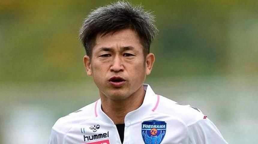 48 yaşındaki futbolcuya yeni s&ouml;zleşme!