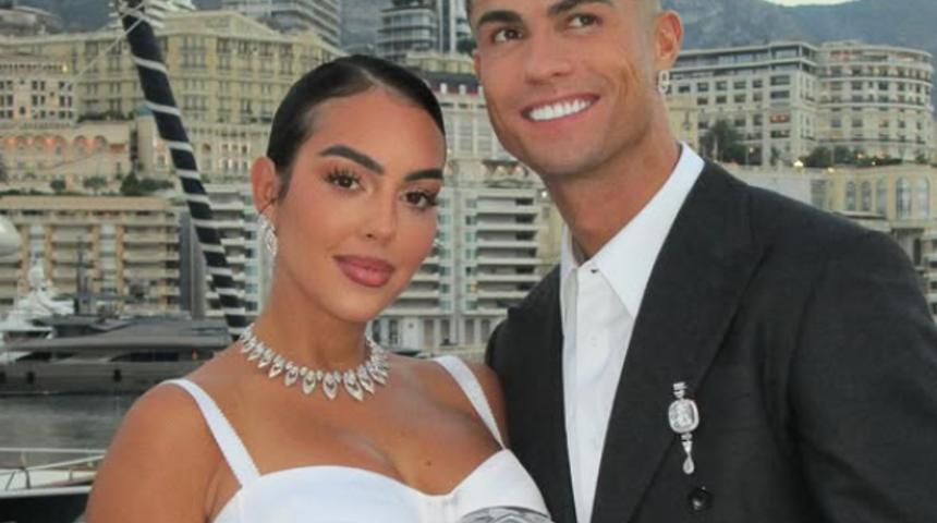 Cristiano Ronaldo 9 yıl sonra sevgilisi Georgina Rodriguez'e evlilik teklif etti! 37 karatlık yüzüğün değeri dudak uçuklattı