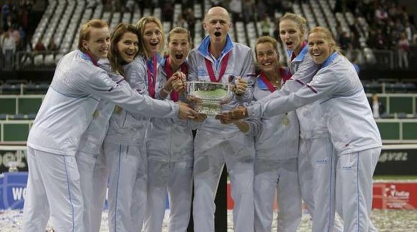 Zafer yine Çek Cumhuriyeti'nin!