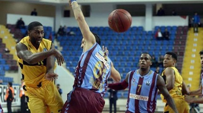 Aris 78-70 Trabzonspor Medical Park