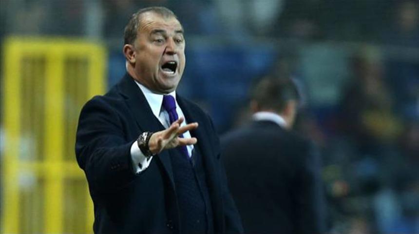 Ve Fatih Terim topa giriyor!