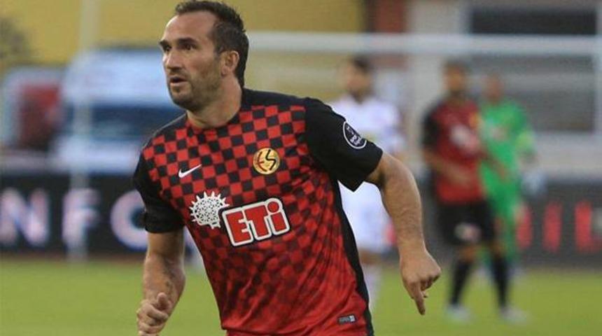 Es-Es'te Gekas gitti, sıra Muarem'de