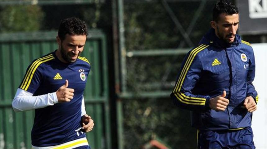 Fenerbah&ccedil;e'de b&uuml;y&uuml;k i&ccedil; transfer operasyonu