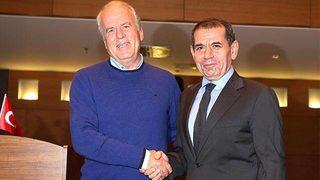 Mustafa Denizli resmen Galatasaray'da