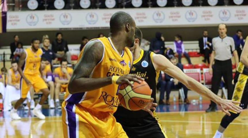 Royal Halı Gaziantep 87-71 Siauliai