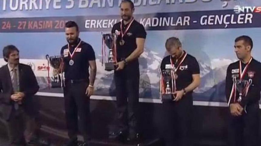 Semih Saygıner yeniden şampiyon!