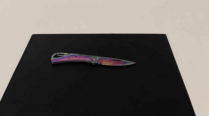 Taksim’de dehşet: Sevgilisini kıskanan kadın 3 kişiyi bıçakladı!