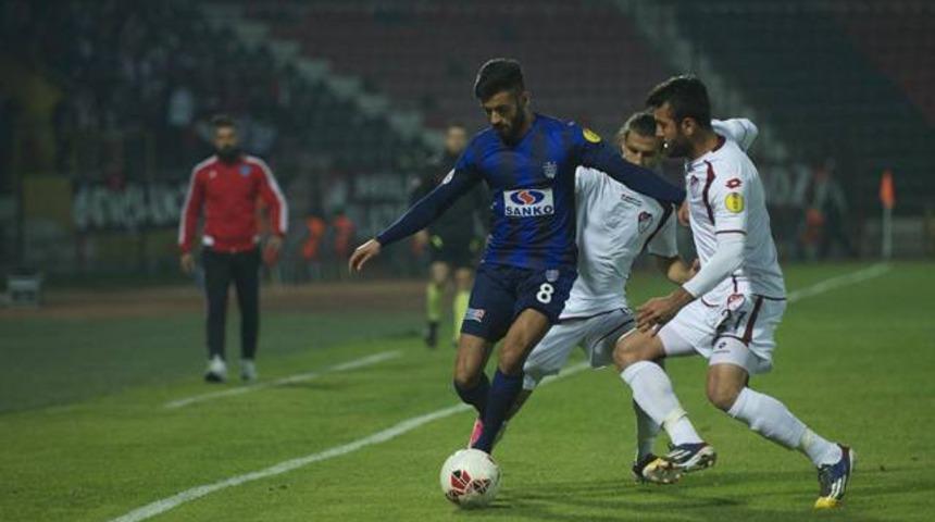 Gaziantep B&uuml;y&uuml;kşehir Belediyespor 2 - 0 Elazığspor