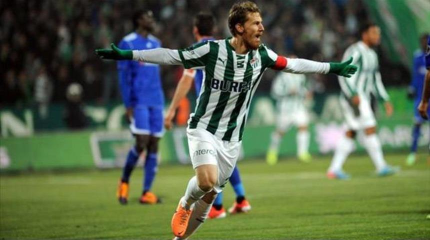 Serdar Aziz'in menajerinden flaş Fenerbah&ccedil;e a&ccedil;ıklaması