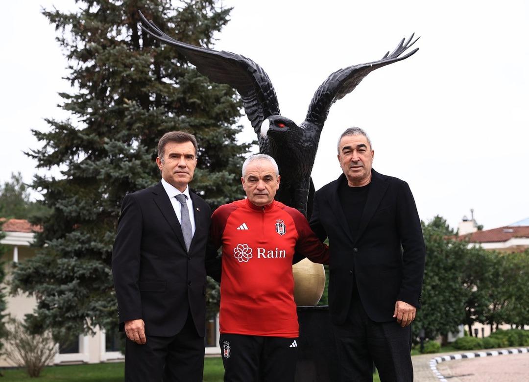 Beşiktaş ın efsane ismi Rıza Çalımbay hem Beşiktaş ın yeni transferlerini hem de Arda Turan ı topa tuttu! Çalımbay a eleştiriler dinmedi... 1